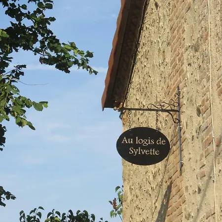 Apartment Au Logis De Sylvette Saint-Pierre-des-Echaubrognes